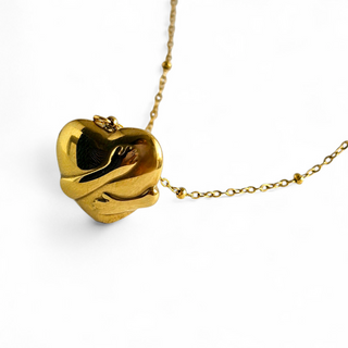 Hug Heart Tarnishfree Bead Necklace