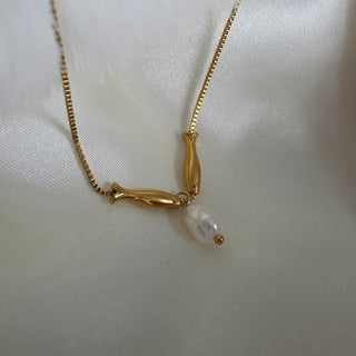 Fish Charm  Pearl Pendant Necklace
