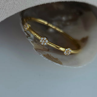 18K Gold Floral Stationed CZ Hinged Bangle