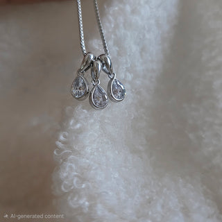 Danity Cluster Teardrop Bezel Pendants Necklace 18k Gold or Silver