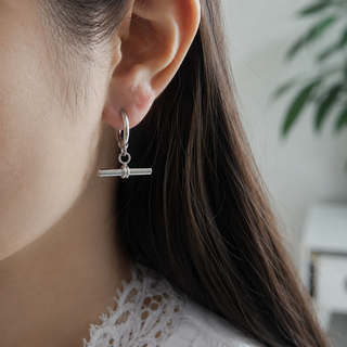 T-Bar charm Hoop Earrings in 18k Gold