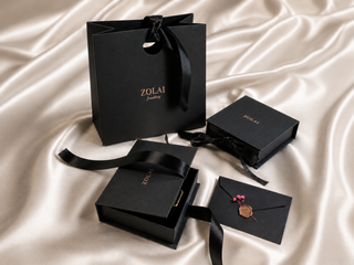 ZOLÁI Signature Gift Wrapping