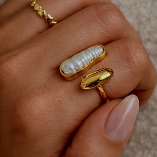 Rectangular Baroque Pearl Gold Ring