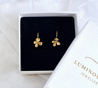Tarnishfree Floral 18k Gold Threader earrings,dainty detailed gold flower earrings,gift for her
