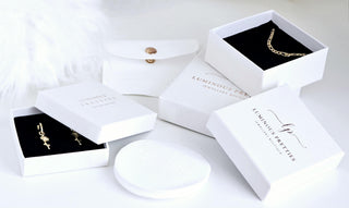 Clover Pearl 16K Gold stud dangle drop earrings,Green enamel earrings,baroque ivory shell pearl drop earring, four leaf clover earrings