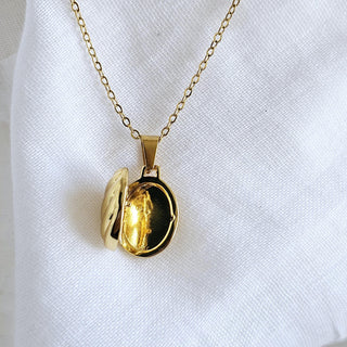 Locket Pendant Waterproof Necklace textured oval 18carat Gold thin adjustable chain,Valentines day gift for her,oval photo locket pendant.