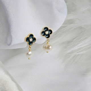 Clover Pearl 16K Gold stud dangle drop earrings,Green enamel earrings,baroque ivory shell pearl drop earring, four leaf clover earrings