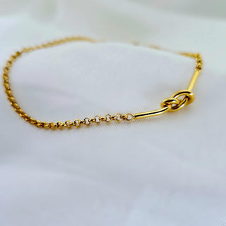Elegant Gold Knot bracelet dainty 2mm Rolo chain adjustable bracelet tarnishfree waterproof gold jewellery