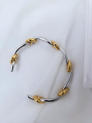 Two tone adjustable Chunky knot open cuff bracelet in Sterling Silver and 18K Gold,Wavy Silver Band cuff knot bracelet,Waterproof jewellery