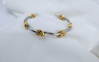Two tone adjustable Chunky knot open cuff bracelet in Sterling Silver and 18K Gold,Wavy Silver Band cuff knot bracelet,Waterproof jewellery
