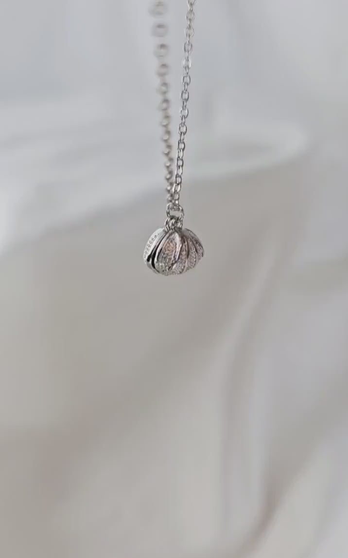 Pearl Sea shell Sterling Silver locket pendant necklace,openable pearl locket pendant,textured shell pendant,gift for her,Ocean Lovers gift