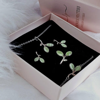 #tarnishfree_jewellery# - #affordable_jewellery# - #detachable_charms# - #sterling_silver_18k_gold_jewellery# - #sterlling_silver_necklaces# - #sterling_silver_rings# - #sterling_silver_brace